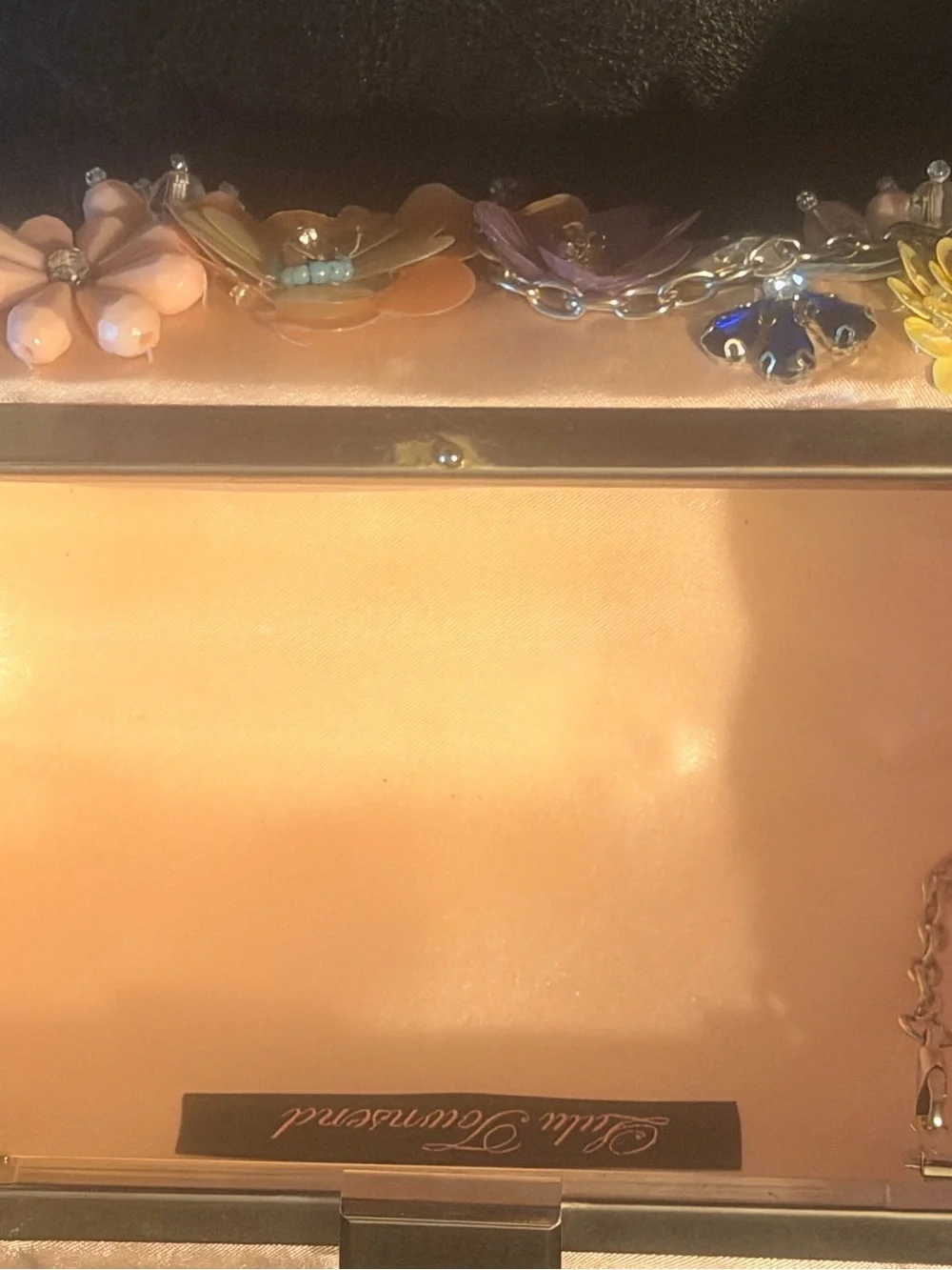 Lulu Townsend eye catching